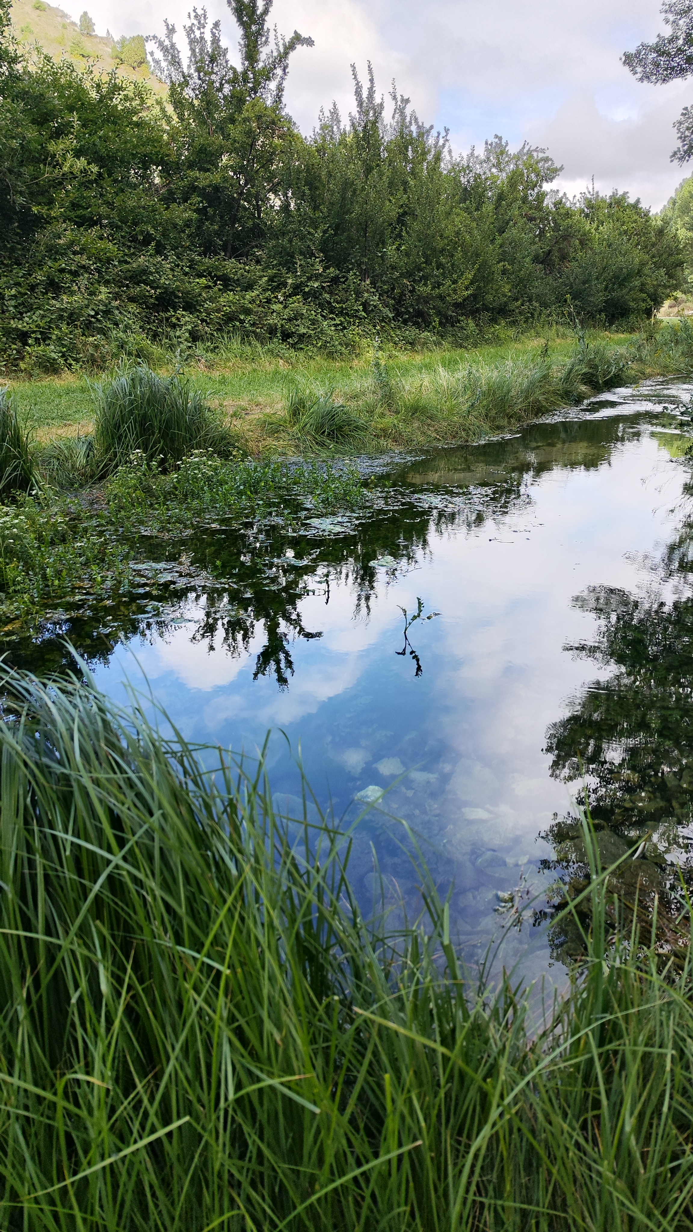 Imágenes del punto de interés Nacedero Río Aguisejo y Hotel Spa Sende de los Caracoles