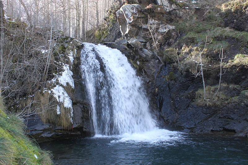 Imágenes del punto de interés Cascada de Redipuertas