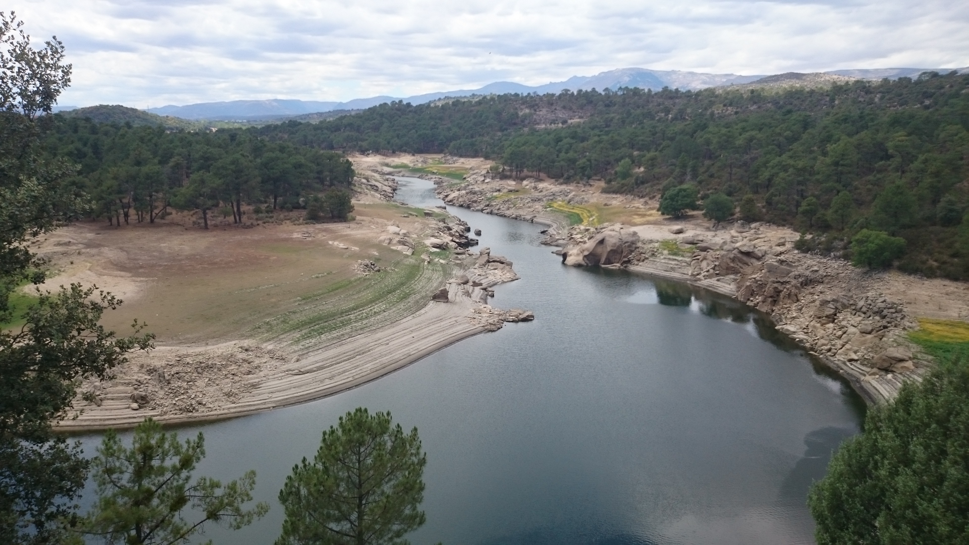 Imágenes del punto de interés IMPRESIONANTE VISTA DE BURGUILLO
