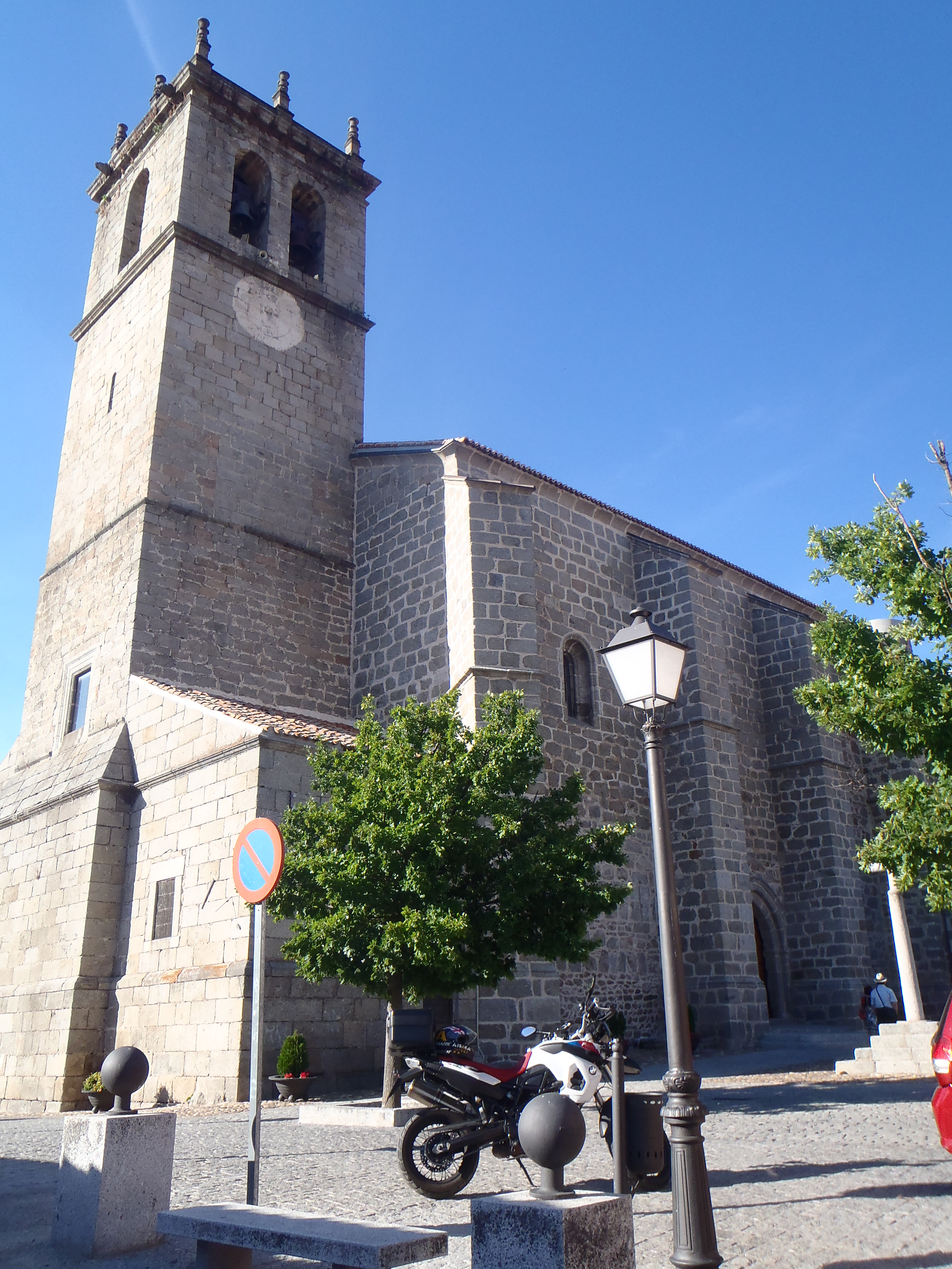 Imágenes del punto de interés Iglesia de Nuestra Señora de la Asuncion - @ElruteroGS