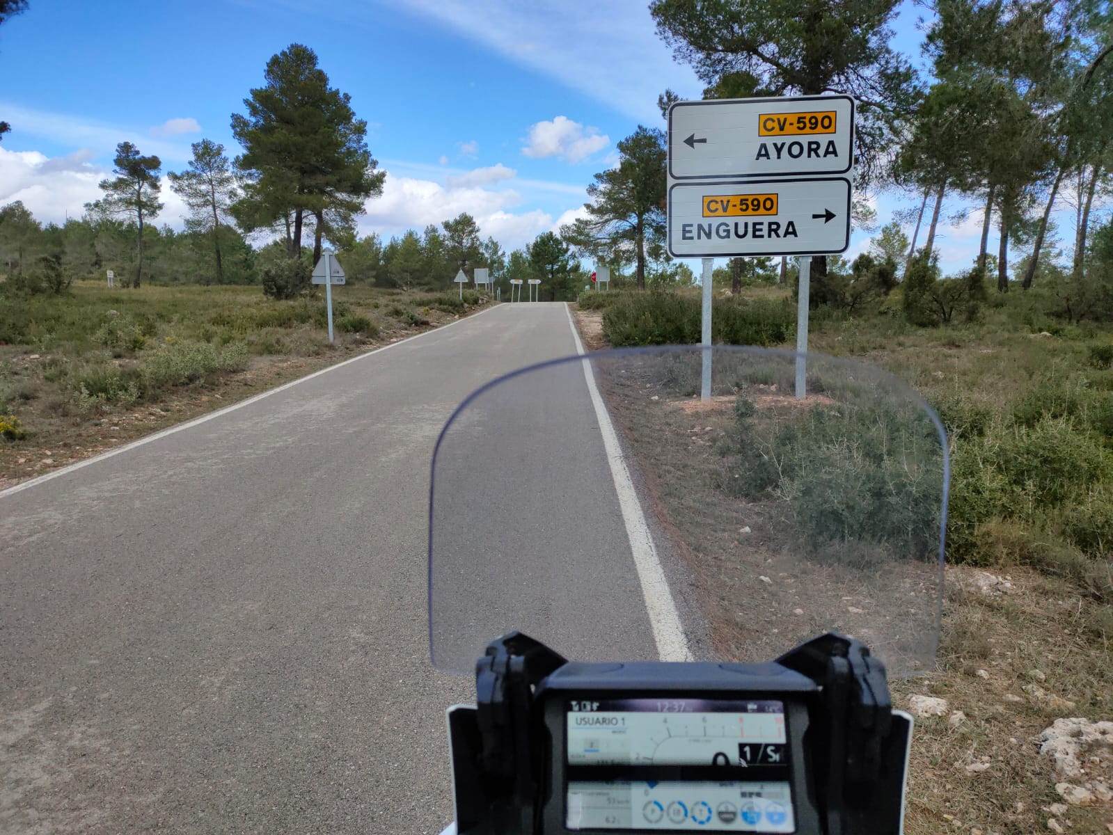 Imagen sobre la ruta Aspe - Fontanares - Moixent - Ayora - Requena - Gandia - Cal